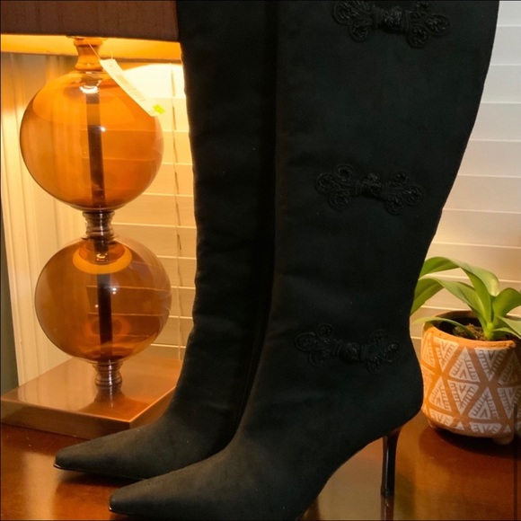 Black Apt 9 Heels - Picture 9 of 10